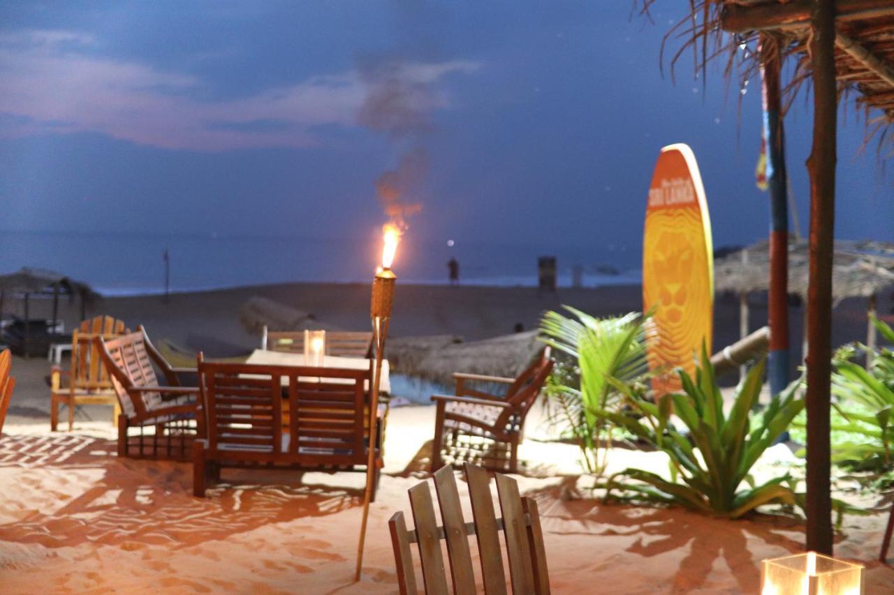 Long Beach Guest House Hikkaduwa Extérieur photo