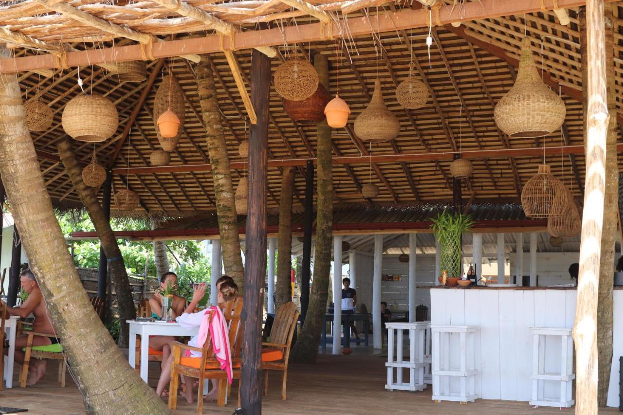 Long Beach Guest House Hikkaduwa Extérieur photo